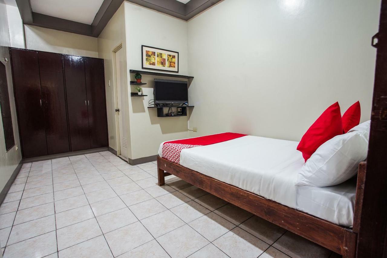 Oyo 192 Tcc Condo-Hostel Davao Luaran gambar